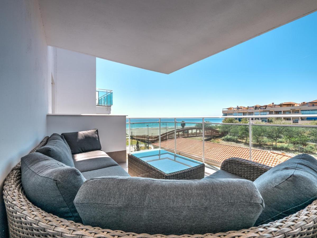 New Beach Front Apartment With Large Balcony تورّوكس كوستا المظهر الخارجي الصورة